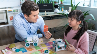 PINBO程式教育機器人